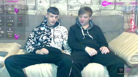 Snapshot of passionate_bonds chatting on May 6, 2026, 2:51 am Max tall dark-haired guy with tattoos and Phil blond-haired online show from May 6, 2026, 2:51 am