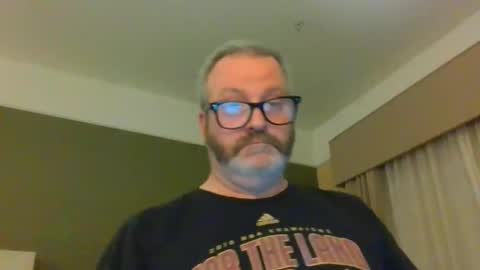 passporttraveler1 online show from January 21, 2025, 2:22 am