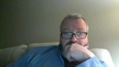 passporttraveler1 online show from February 20, 2026, 3:03 am