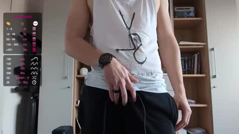 patii132 online show from December 19, 2025, 11:50 am