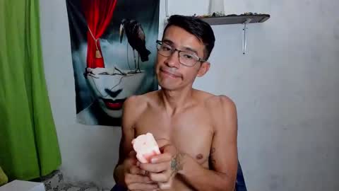 Snapshot of patrick_1_ chatting on March 17, 2026, 1:54 am EDUAR Independent model online show from March 17, 2026, 1:54 am