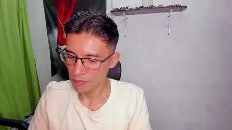 Snapshot of patrick_1_ chatting on July 23, 2026, 1:58 am EDUAR Independent model online show from July 23, 2026, 1:58 am