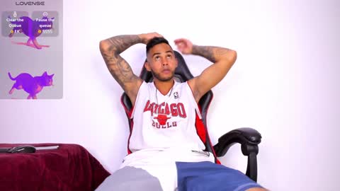 Snapshot of patrick_hot69 chatting on December 29, 2024, 11:29 pm patrick_hot69 online show from December 29, 2024, 11:29 pm