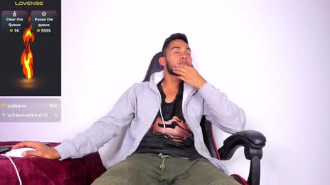 Snapshot of patrick_hot69 chatting on January 25, 2025, 4:45 am patrick_hot69 online show from January 25, 2025, 4:45 am