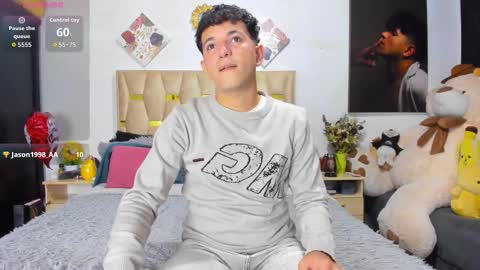 Snapshot of patrick_sanzzz chatting on February 19, 2026, 2:18 am Patrick online show from February 19, 2026, 2:18 am