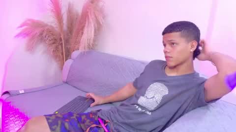 Snapshot of patriickmiller_ chatting on June 1, 2026, 7:15 pm Patrick online show from June 1, 2026, 7:15 pm