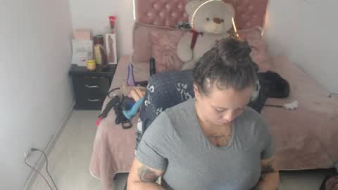 patty squirt87 online show from April 8, 2026, 12:38 pm