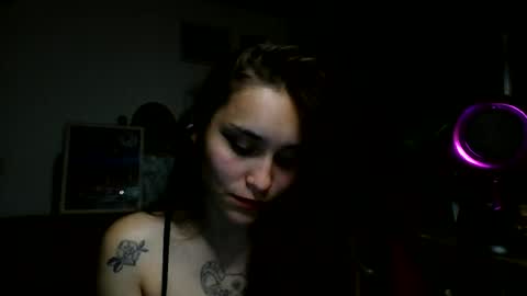 Pau online show from July 3, 2026, 5:47 am