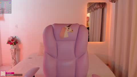 Snapshot of pau_cute chatting on March 8, 2025, 4:12 am Sofa online show from March 8, 2025, 4:12 am