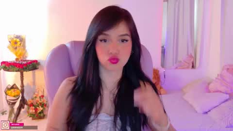 Snapshot of pau_cute chatting on September 23, 2025, 9:40 pm Sofa online show from September 23, 2025, 9:40 pm