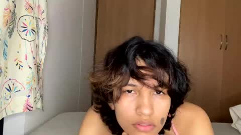 Snapshot of pau_heart chatting on December 11, 2024, 5:32 am Paulina online show from December 11, 2024, 5:32 am