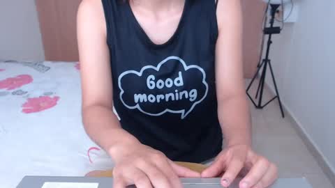 Snapshot of pau_heart chatting on March 1, 2025, 9:48 pm Paulina online show from March 1, 2025, 9:48 pm