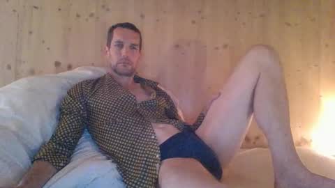 paueriwan online show from September 29, 2025, 7:46 am