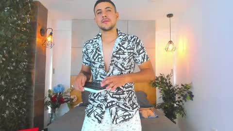 Paul Rivera online show from December 3, 2024, 9:01 pm