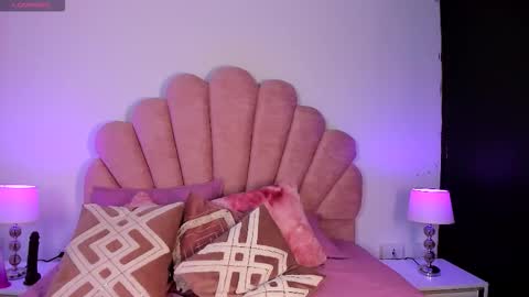 Paula   online show from February 23, 2026, 11:18 am