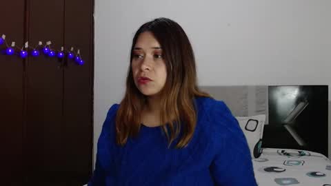 PAULA online show from December 22, 2025, 2:52 am