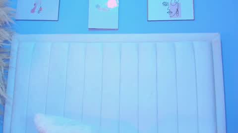 Snapshot of paula_brown18 chatting on February 26, 2025, 10:53 pm Pau online show from February 26, 2025, 10:53 pm