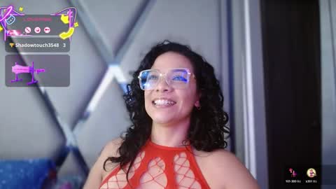 Paula online show from October 1, 2025, 9:43 pm