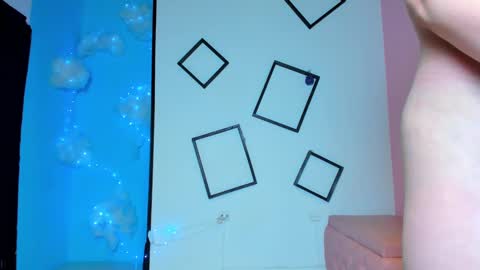 paula_miler1 online show from October 6, 2025, 2:14 pm