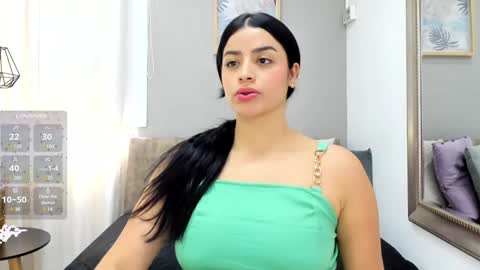      online show from December 19, 2024, 7:40 pm
