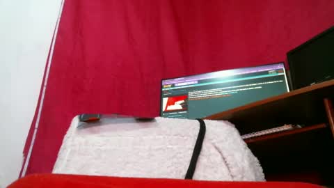 Snapshot of paulavaltina21 chatting on March 8, 2025, 4:45 am PAULA VALENTINA online show from March 8, 2025, 4:45 am