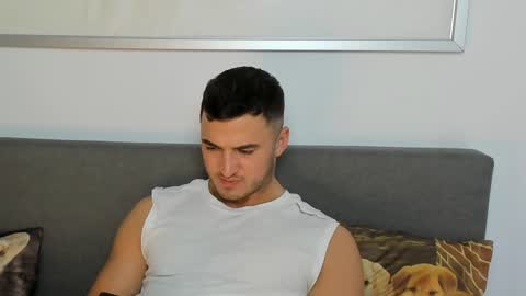 paulblack021 online show from February 3, 2025, 12:47 am