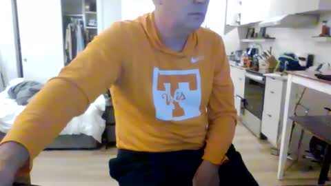 Snapshot of paulcockrell1 chatting on September 22, 2025, 5:42 am paulcockrell1 online show from September 22, 2025, 5:42 am