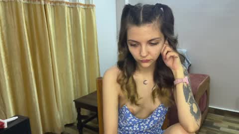 Isla  Chase online show from January 25, 2025, 3:30 pm