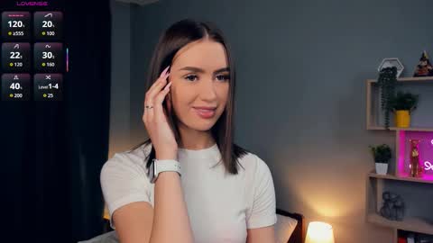 Eva online show from October 10, 2025, 7:13 pm