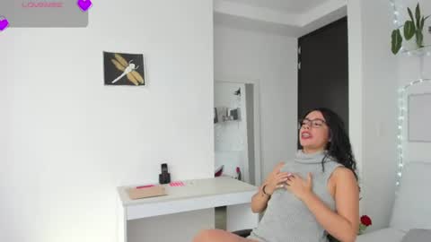 Snapshot of paulina_dossantos chatting on July 9, 2026, 6:34 pm paulina online show from July 9, 2026, 6:34 pm