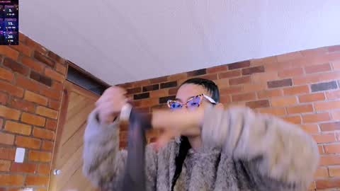 Snapshot of paulinabarnett_ chatting on January 11, 2025, 8:54 pm Paulina online show from January 11, 2025, 8:54 pm