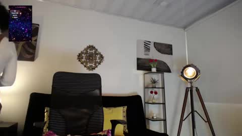 Snapshot of paulinabarnett_ chatting on February 14, 2025, 11:53 am Paulina online show from February 14, 2025, 11:53 am