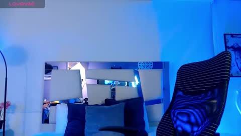 Snapshot of paulinabarnett_ chatting on February 28, 2025, 11:58 am Paulina online show from February 28, 2025, 11:58 am