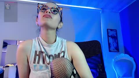Snapshot of paulinabarnett_ chatting on February 28, 2025, 3:04 pm Paulina online show from February 28, 2025, 3:04 pm