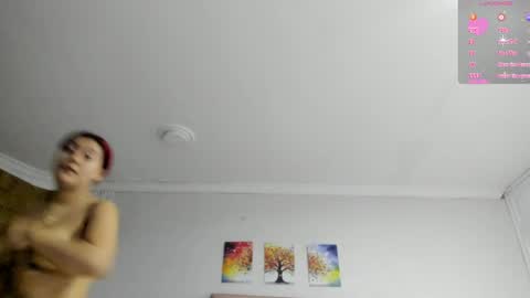 PaulinaSaennz online show from April 7, 2026, 12:38 pm