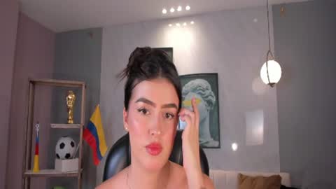 Snapshot of paulinasantosx chatting on June 19, 2026, 7:50 pm Paulina Santos online show from June 19, 2026, 7:50 pm
