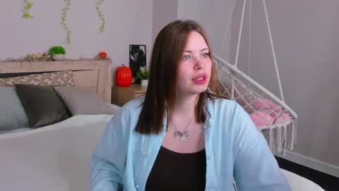 Erica online show from June 14, 2026, 9:22 am