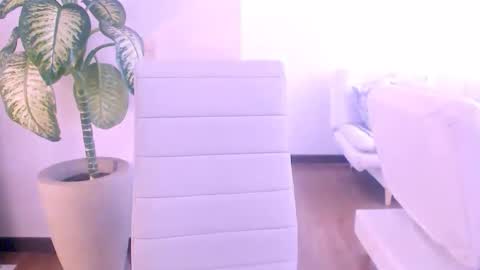 Snapshot of paulinerussell chatting on February 27, 2026, 7:58 pm vle online show from February 27, 2026, 7:58 pm