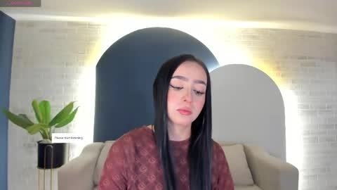 Snapshot of paulinesanz chatting on May 18, 2026, 6:58 pm Pauline Sanz online show from May 18, 2026, 6:58 pm