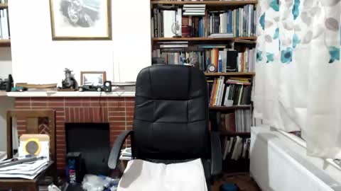 Hi Im Paul online show from October 12, 2025, 10:09 pm