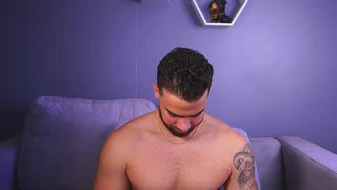 Paul Phoenix online show from November 30, 2025, 6:12 pm