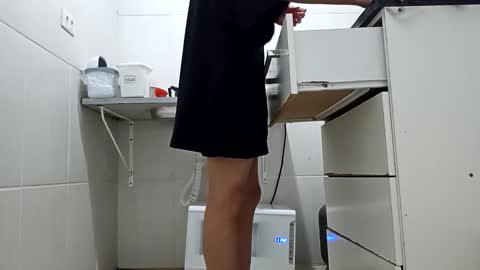 paumedio_tropa online show from October 12, 2025, 12:09 am