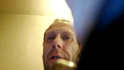 Snapshot of pawel1984wegrzyn42 chatting on May 17, 2026, 2:09 am Pawel42POLAND online show from May 17, 2026, 2:09 am