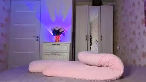 PawsClawss online show from December 20, 2025, 11:34 pm