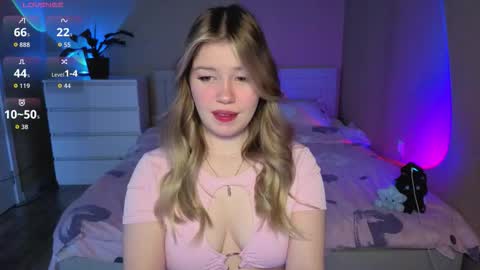 pawsclawws online show from March 18, 2026, 6:49 am