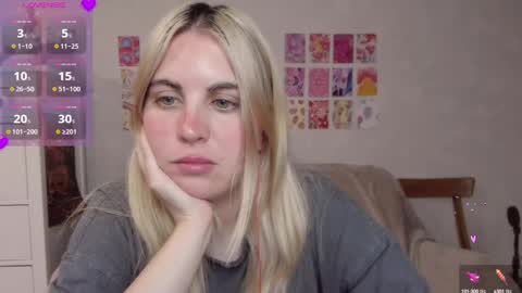 Allisses online show from December 19, 2024, 3:52 pm