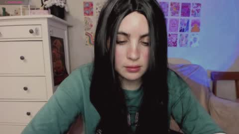 Allisses online show from January 27, 2025, 1:19 pm