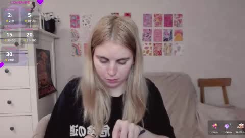 Allisses online show from February 22, 2025, 9:48 pm