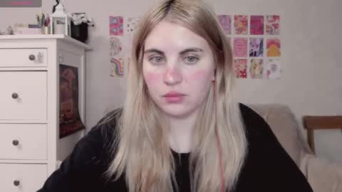 Allisses online show from March 10, 2025, 6:23 pm