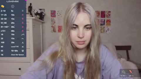 Allisses online show from October 5, 2025, 7:07 am